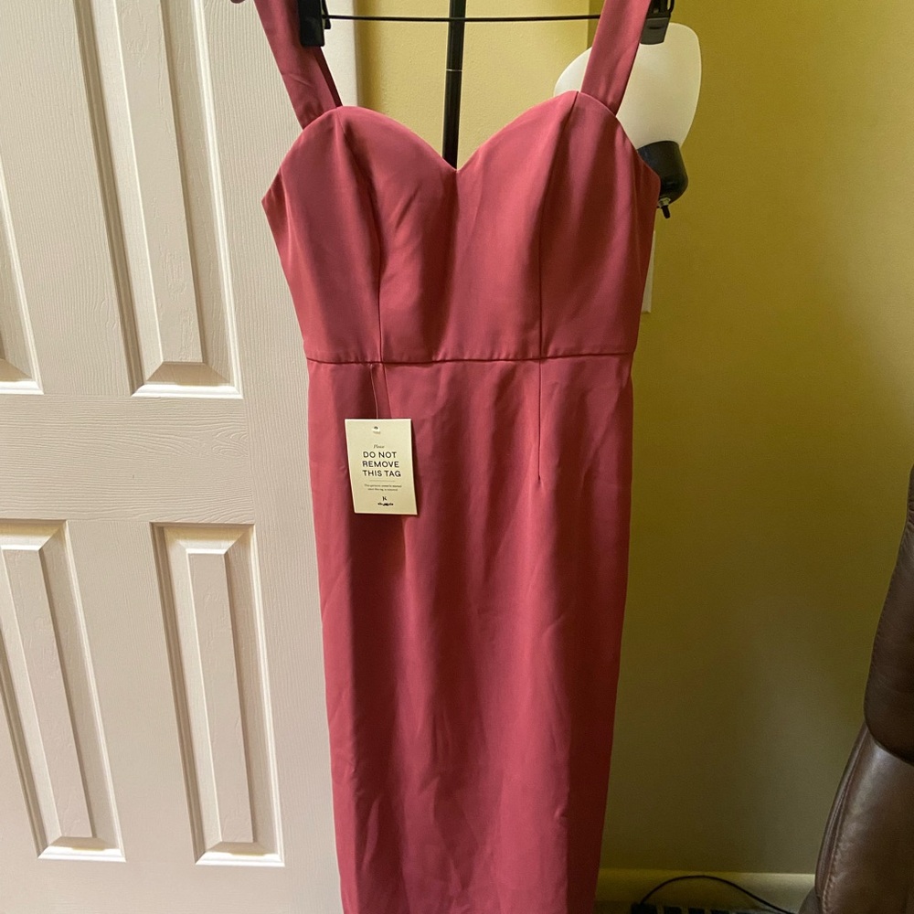 Elegant Pink Sleeveless Dress